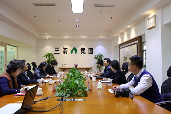 濟南市稅務局到集團公司走訪調研2(1).JPG